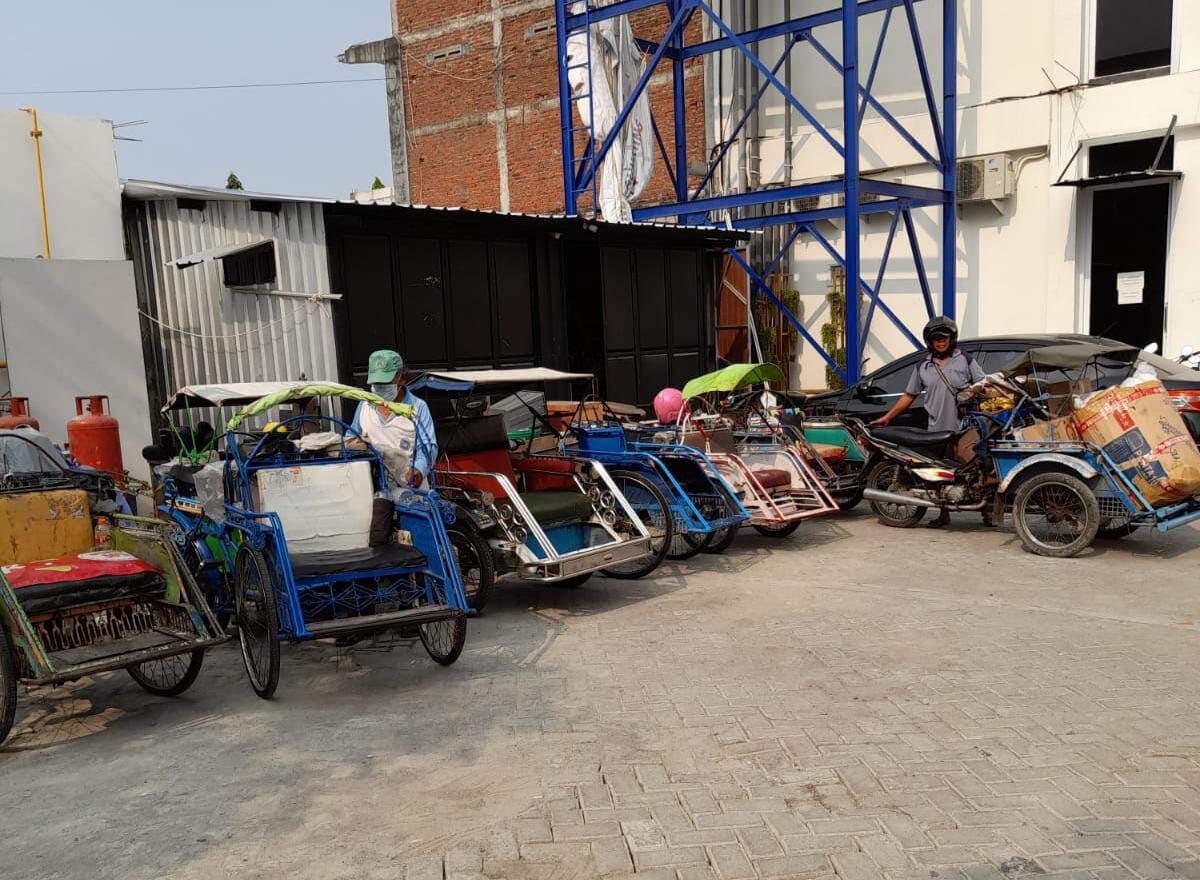 Komitmen Aksi Sosial, KF Berbagi Bantu Pemda Menekan angka kemiskinan, Beri Perhatian Kepada Masyarakat Kurang mampu