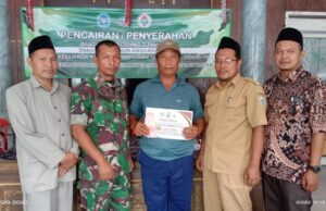 Babinsa 0812/17 Paciran Laksanakan Pendampingan dan Pemantauan Penyaluran BLT D