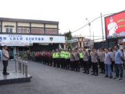 Personel Gabungan TNI Polri Amankan Malam Takbir Idul Fitri 1444 H di Kabupaten Lamongan.
