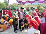 Serda Gunawan dan Babinkamtibmas Dampingi Fokopimcam Turi Dalam Merayakan HUT RI ke-78 Dan HUT Himpaudi ke-18 Dengan Festival Menggambar Dan Mewarnai Ibu Dan Anak