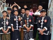 IKS PI Kera Sakti Kebalan Kulon Membagikan Zakat Fitrah Kepada Orang Yang Tidak Mampu Di Kebalan Kulon, Sekaran, Lamongan.