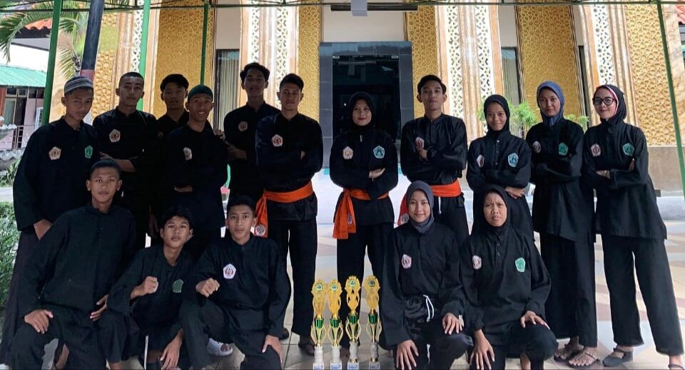 Pagar Nusa Cabang Babat Raih 4 Medali di Kejurwil VIII