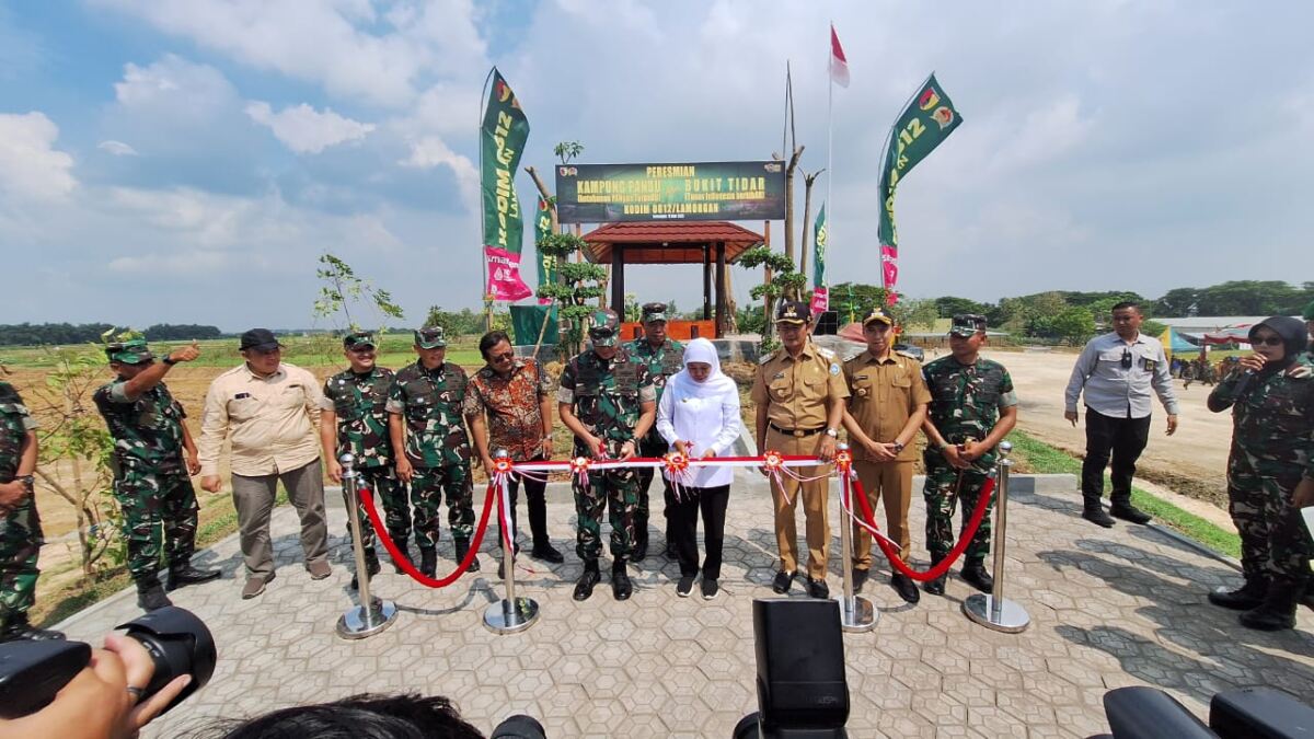 Dandim 0812 Lamongan Tampilkan Keberhasilan Kampung Pandu di Hadapan Pangdam dan Gubernur Jatim