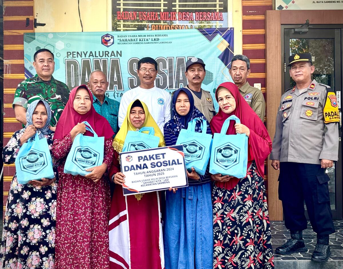Sinergitas Danramil 0812/08 Sambeng Bersama Muspika Dalam Kegiatan Penyerahan Bantuan Paket Dana Sosial