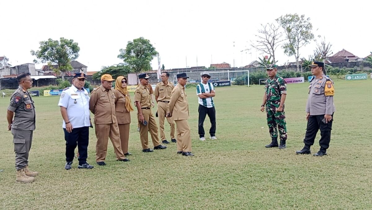 Pj Danramil 0812/18 Brondong Tinjau Kesiapan Tempat Rencana Kunjungan Presiden RI