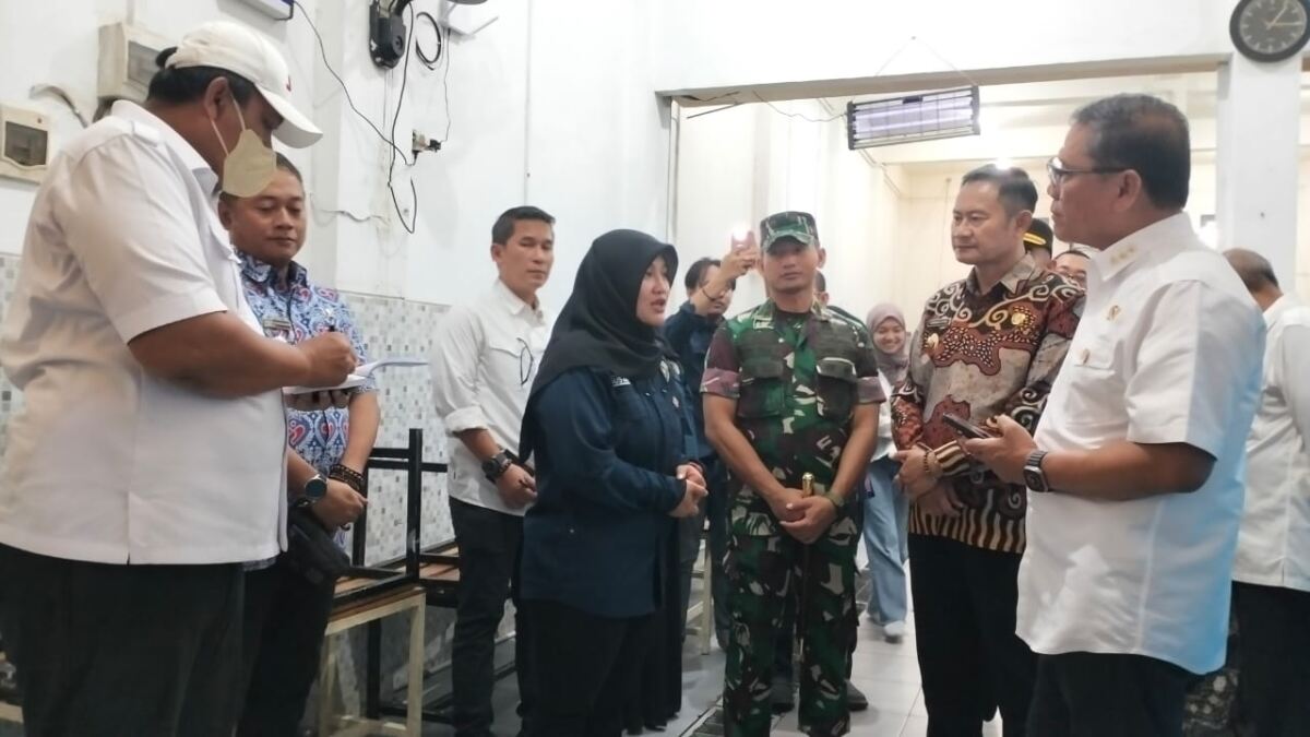 Dandim 0812 Bersama Forkopimda Dampingi Kunjungan Kerja Kepala Staf Kepresidenan di Kabupaten Lamongan