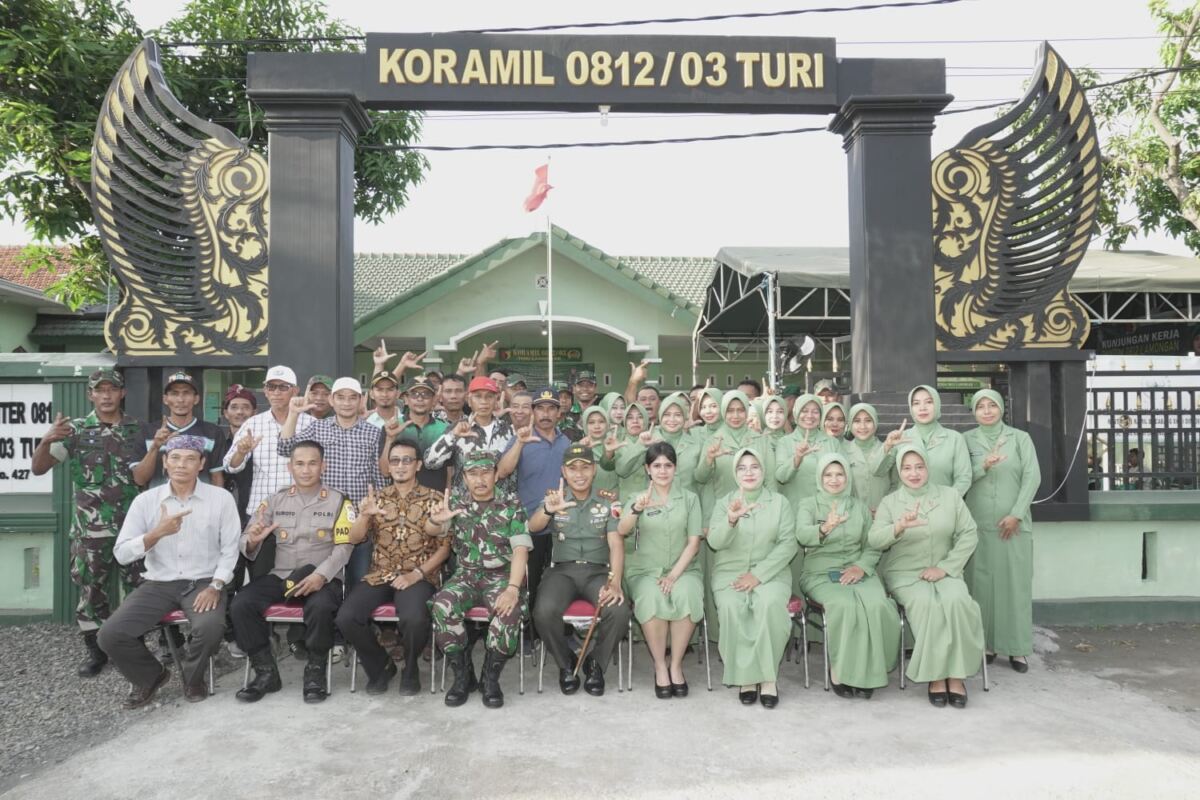 Dandim Beserta Ketua Persit KCK Cabang XXVII Dim 0812 Lamongan Laksanakan Kunjungan Kerja ke Koramil Jajaran.