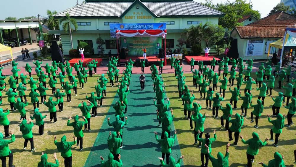 Kodim 0812/Lamongan Sambut Kunjungan Ketua Persit KCK Koorcab Rem 082/CPYJ