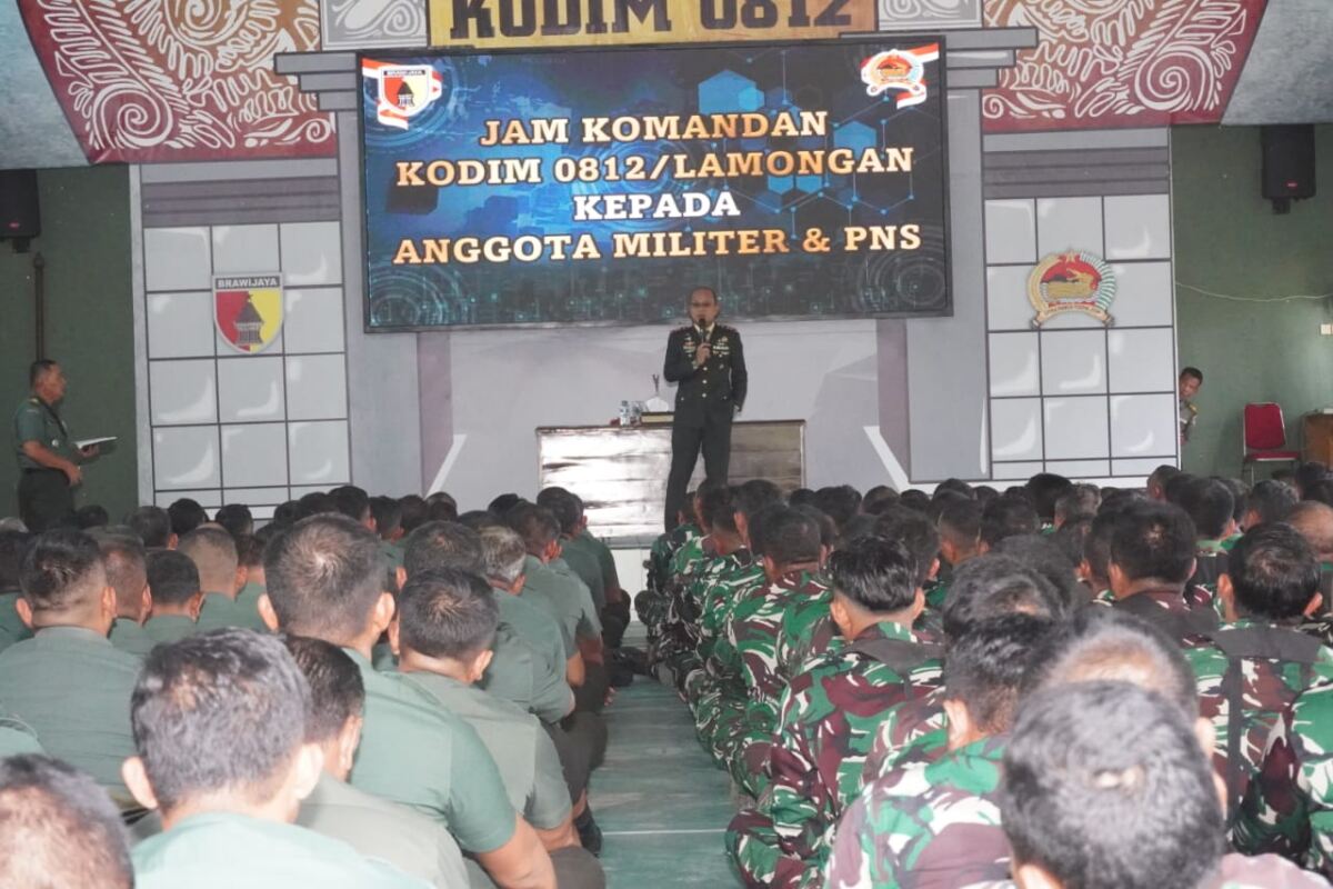 Tingkatkan Kesadaran dan Kedisplinan Prajurit, Kodim 0812/Lamongan Gelar Jam Komandan