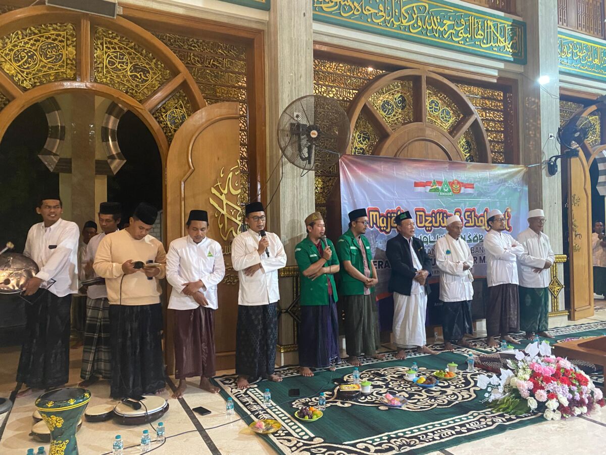 Membasuh Jiwa, Memperkokoh Ukhuwah: Majelis Dzikir dan Sholawat PAC GP Ansor Maduran