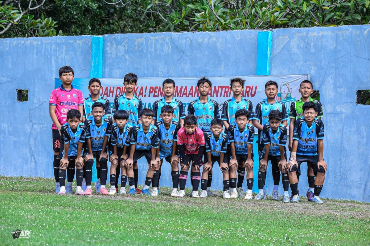 Narayana FC Lamongan U-13 Menang Telak 6-0 Atas BBR Pungging Mojokerto U-13 di Lapangan Elkisi