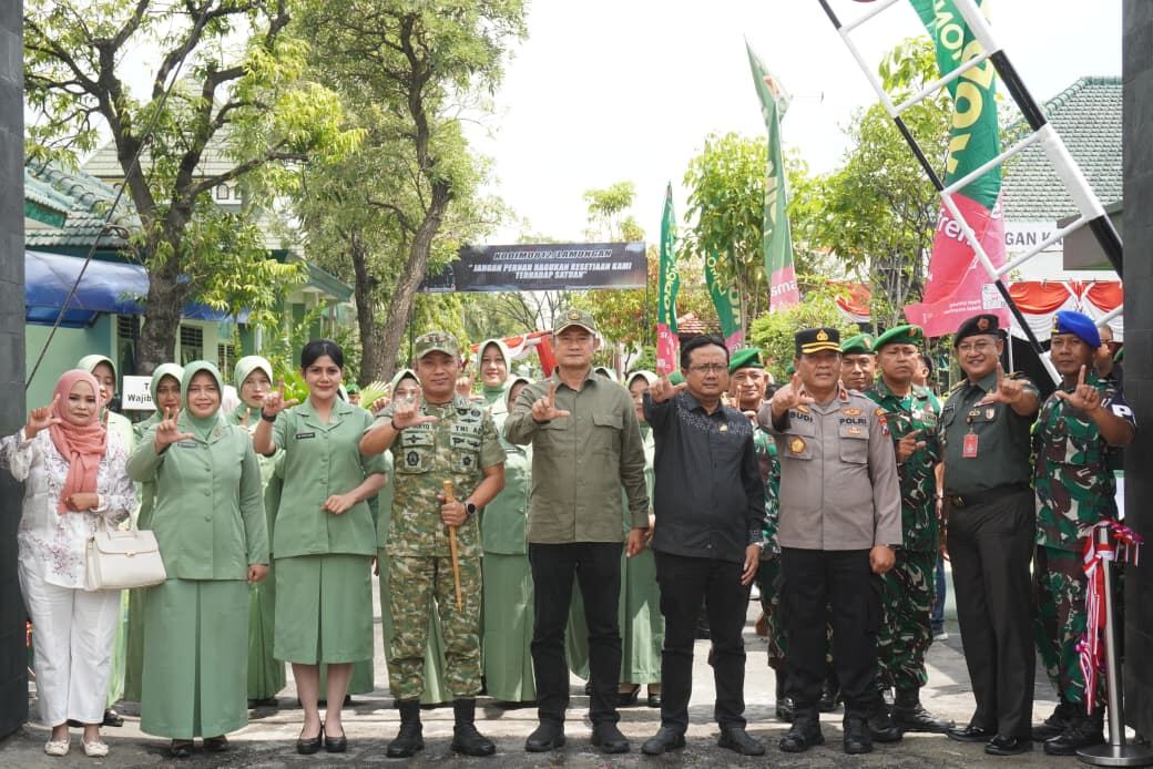 Kodim 0812/Lamongan Resmikan Gapura Baru Bersama Jajaran Forkopimda.