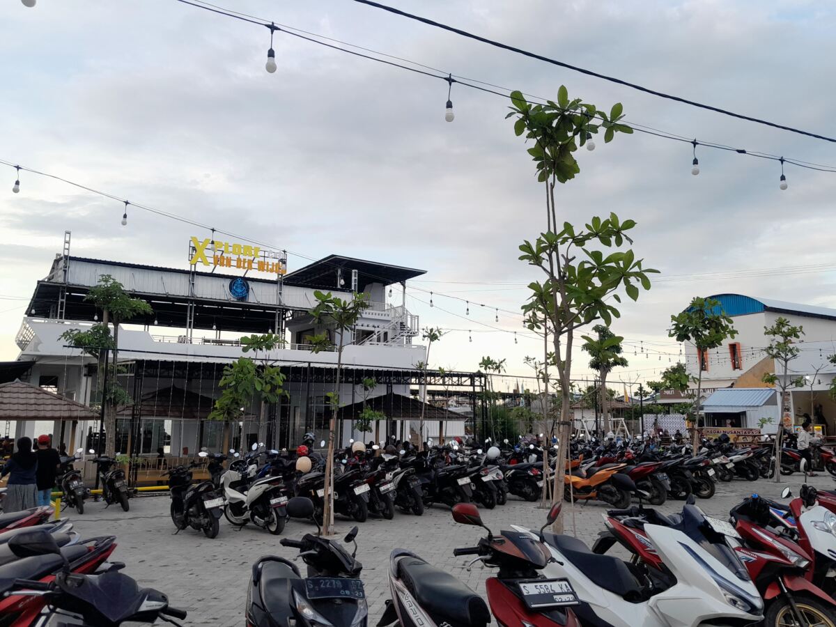 Eksplor Van Der Wijck, Tempat Nongkrong Baru Bernuansa Pantai di Kandang Semangkon Paciran.